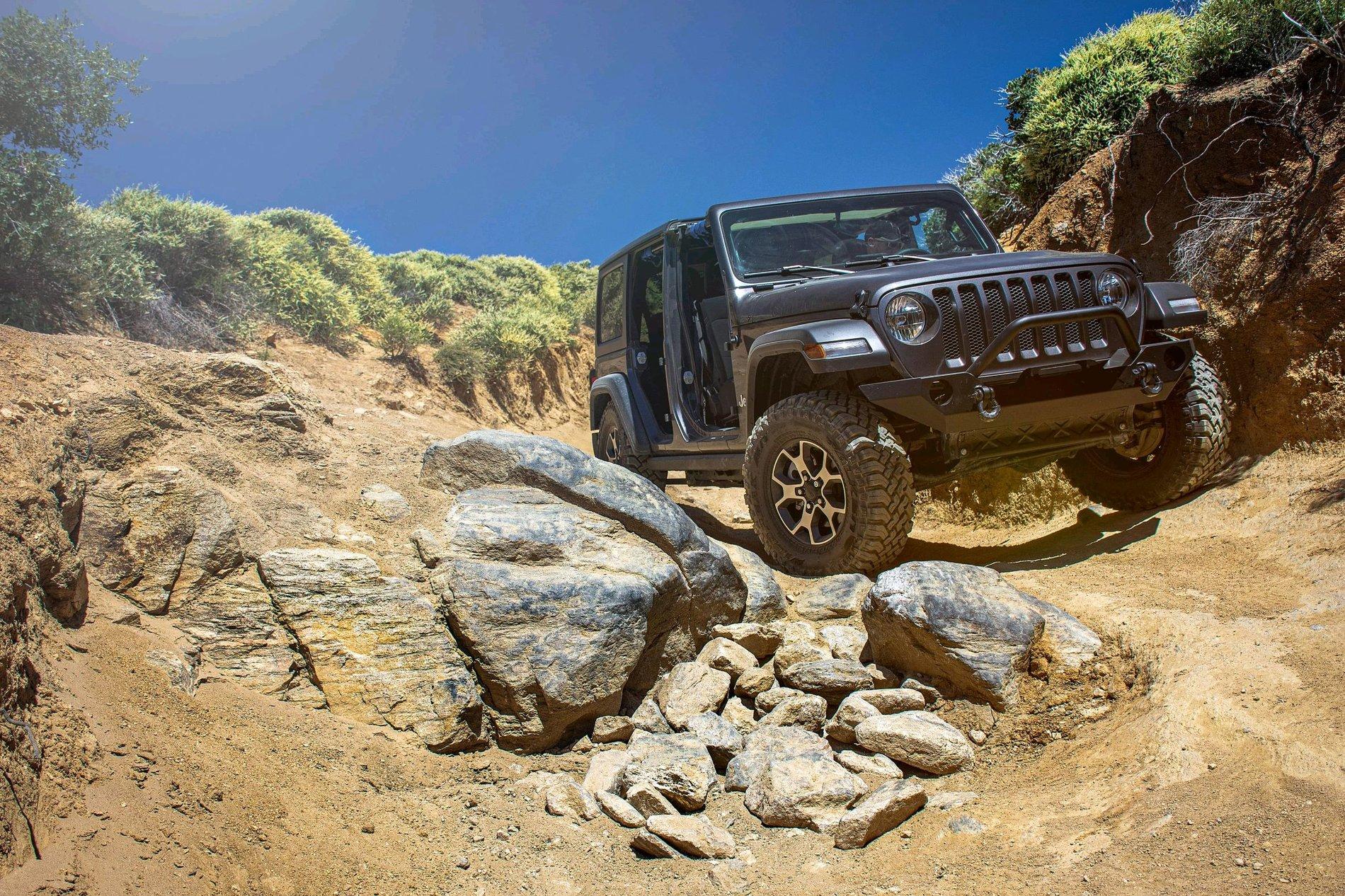 Jeep Wrangler JL Past and present pictures IMG_1030.JPG