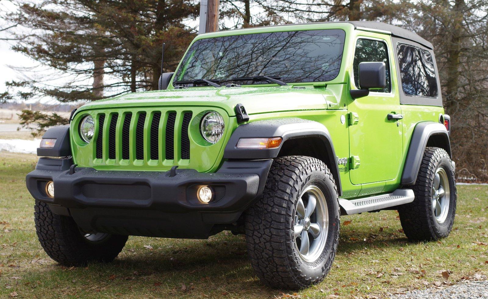 Jeep Wrangler JL 4) Torq Thrust M W/ Falken Wildpeak A/T3W almost new - $1000 z4