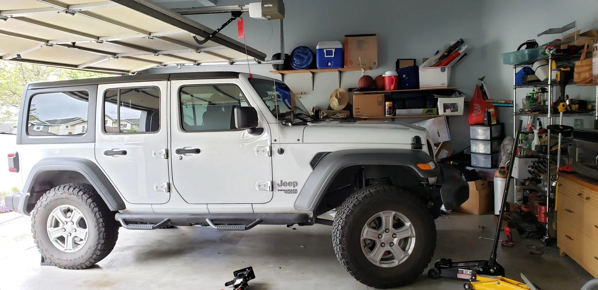 Jeep Wrangler JL Installing Rubi shocks on sport installation help? 20190416_164105