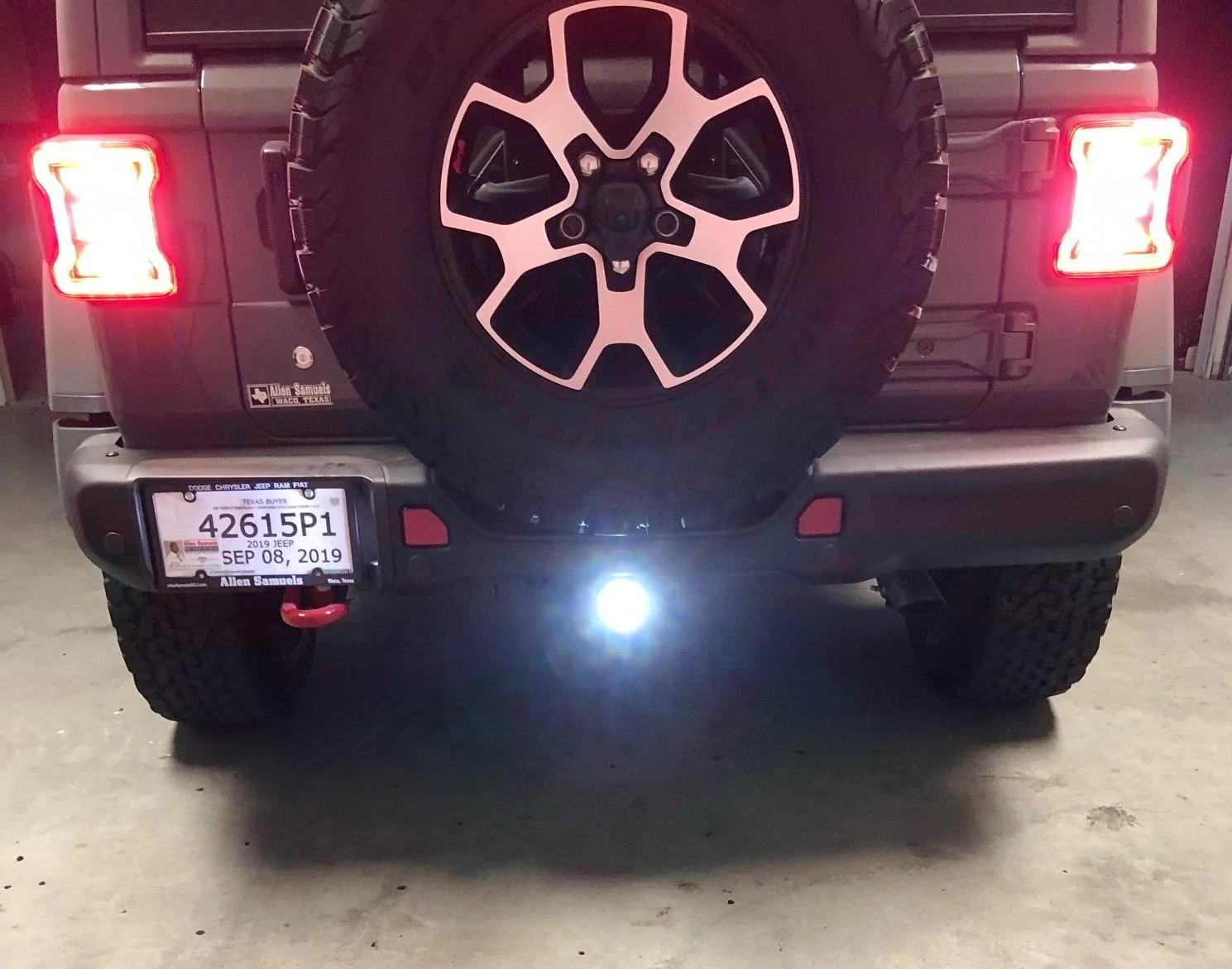 Jeep Wrangler JL Backup Lights Hitch 2