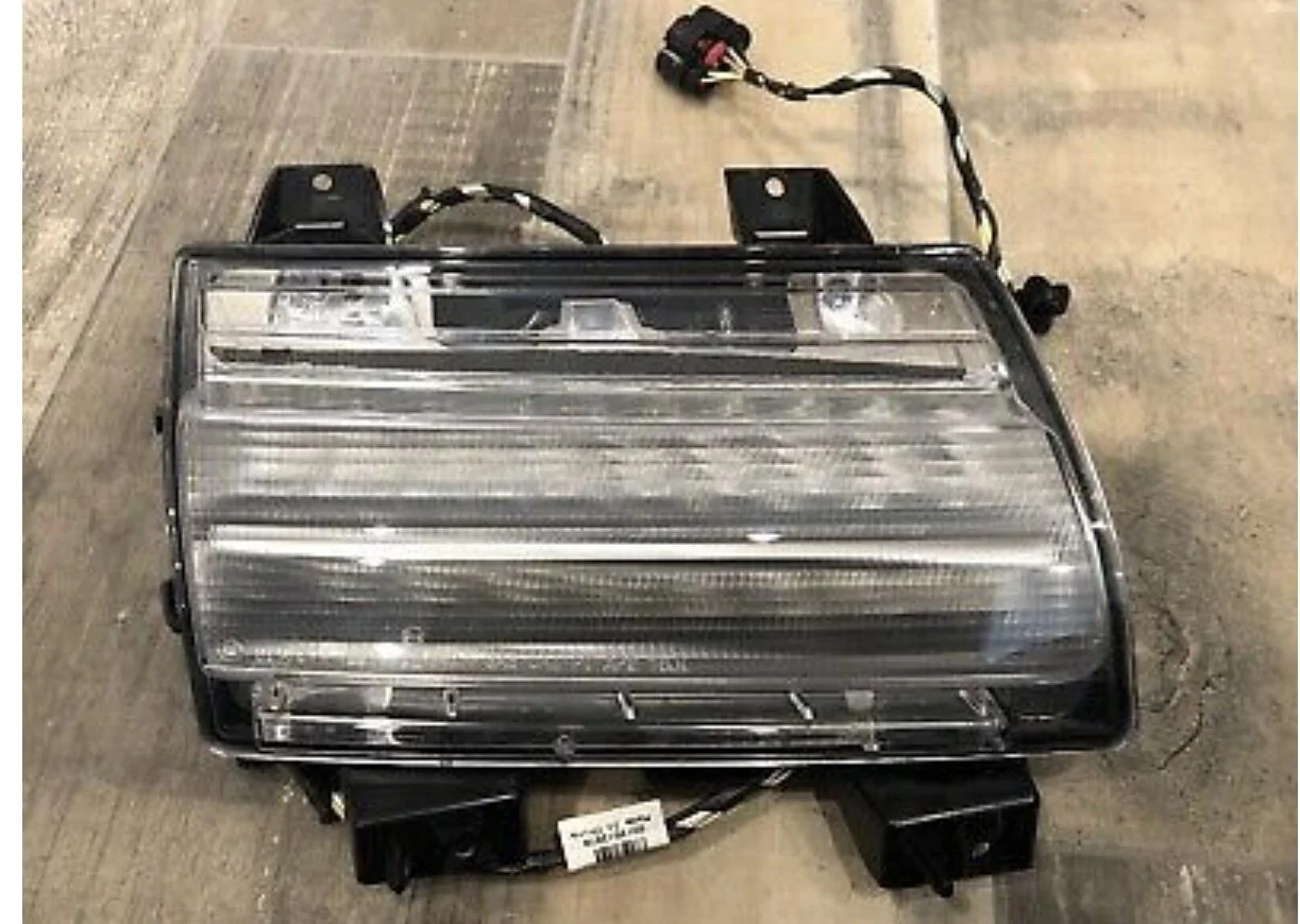 Jeep Wrangler JL Mopar LED daytime running lights C7363FCA-432B-4793-B03E-11C640577F36