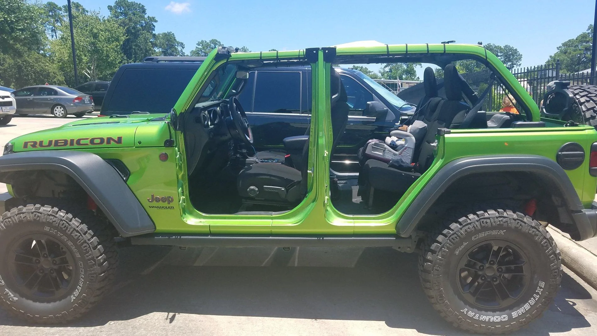 Jeep Wrangler JL Past and present pictures 20190608_133437