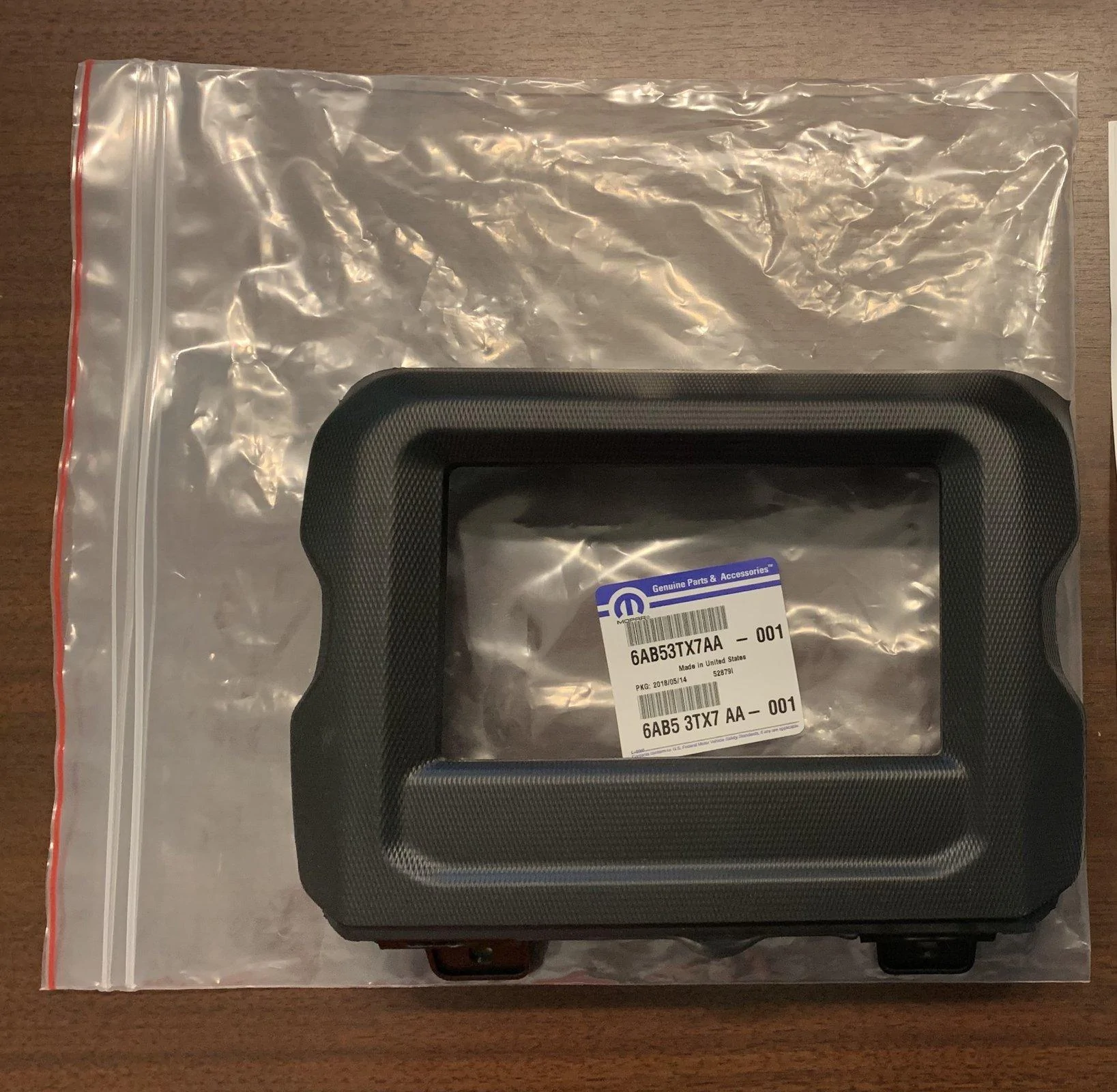 Jeep Wrangler JL FS 7 inch UConnect Bezel image1