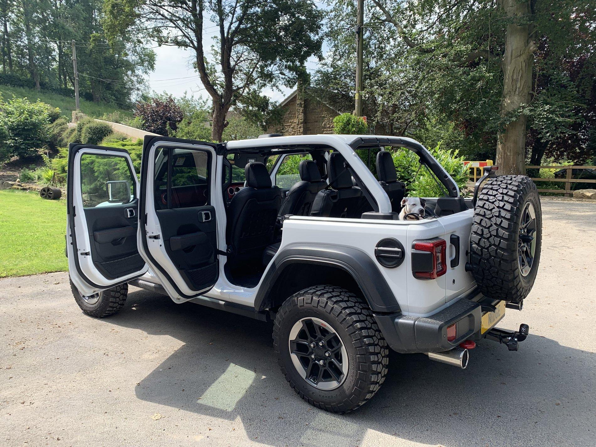 Jeep Wrangler JL New 2 lire jl 24D2BCAD-B732-4C01-BAB2-6D6C18069E43