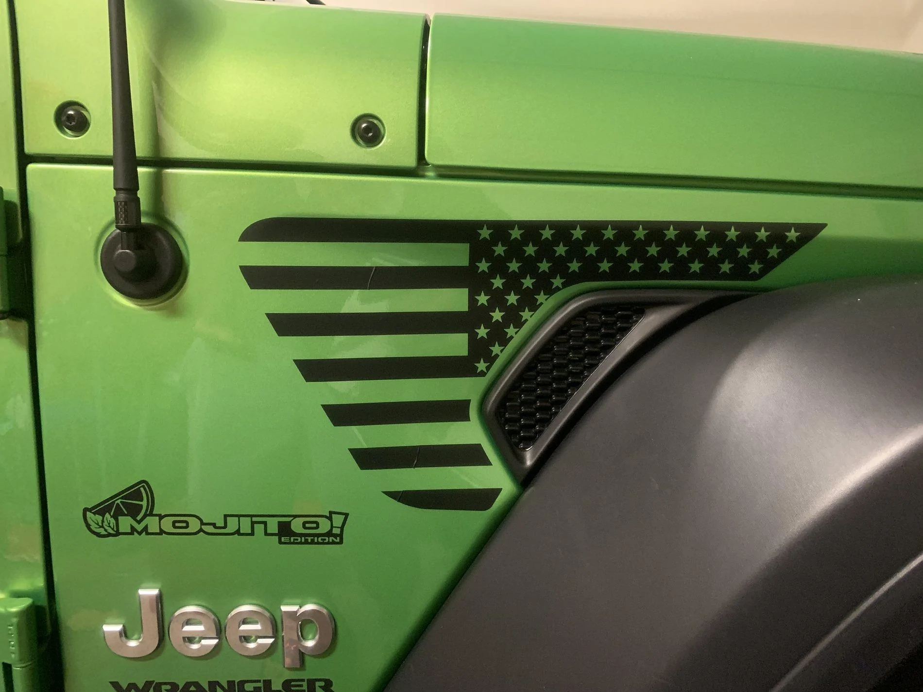 Jeep Wrangler JL Decals came in A7423075-438E-4DB8-B4CE-37C8863CAE93