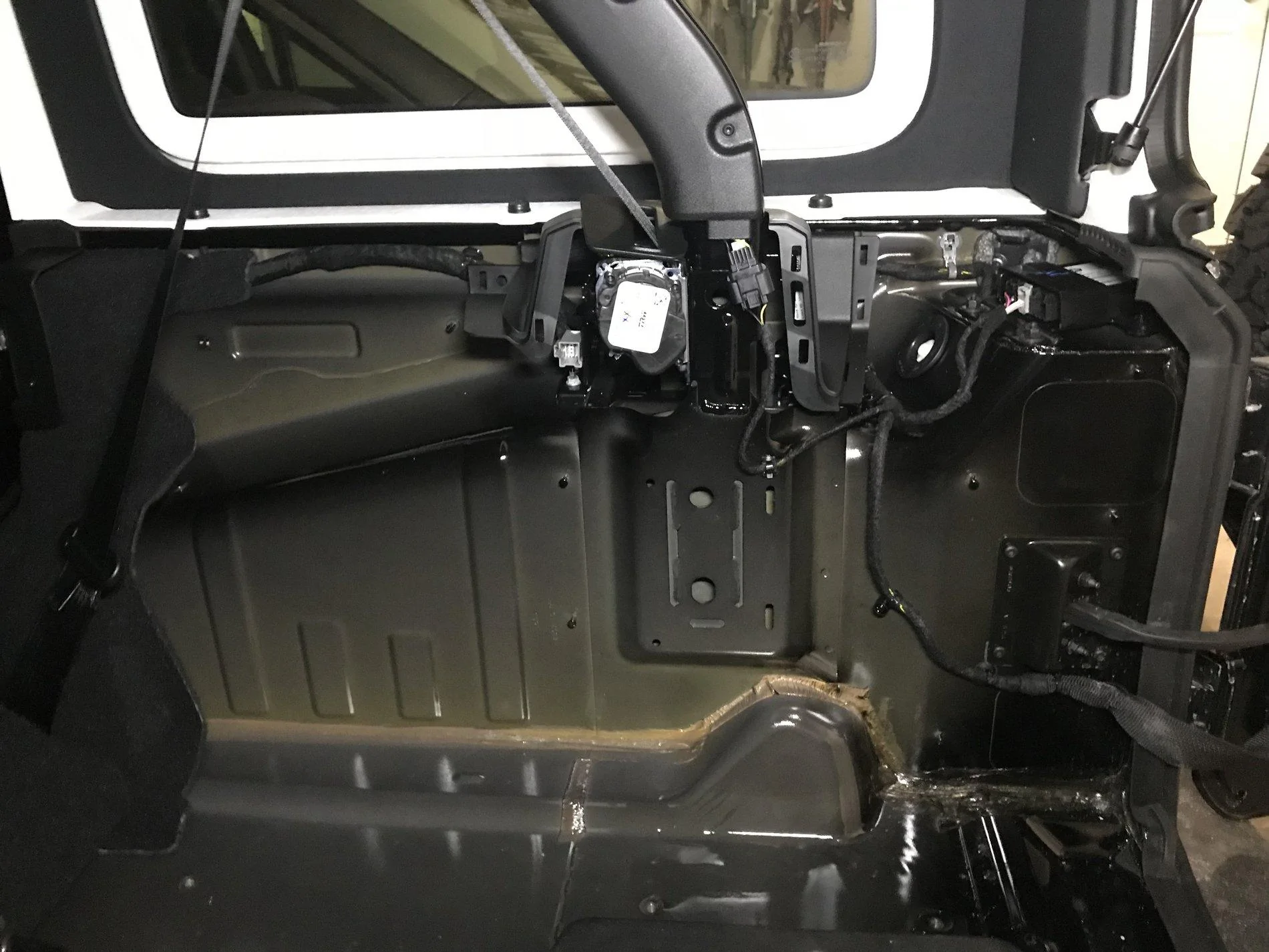 Jeep Wrangler JL CB Radio Install 2CA9F336-068E-4050-9CB6-F8CF5552ACD6