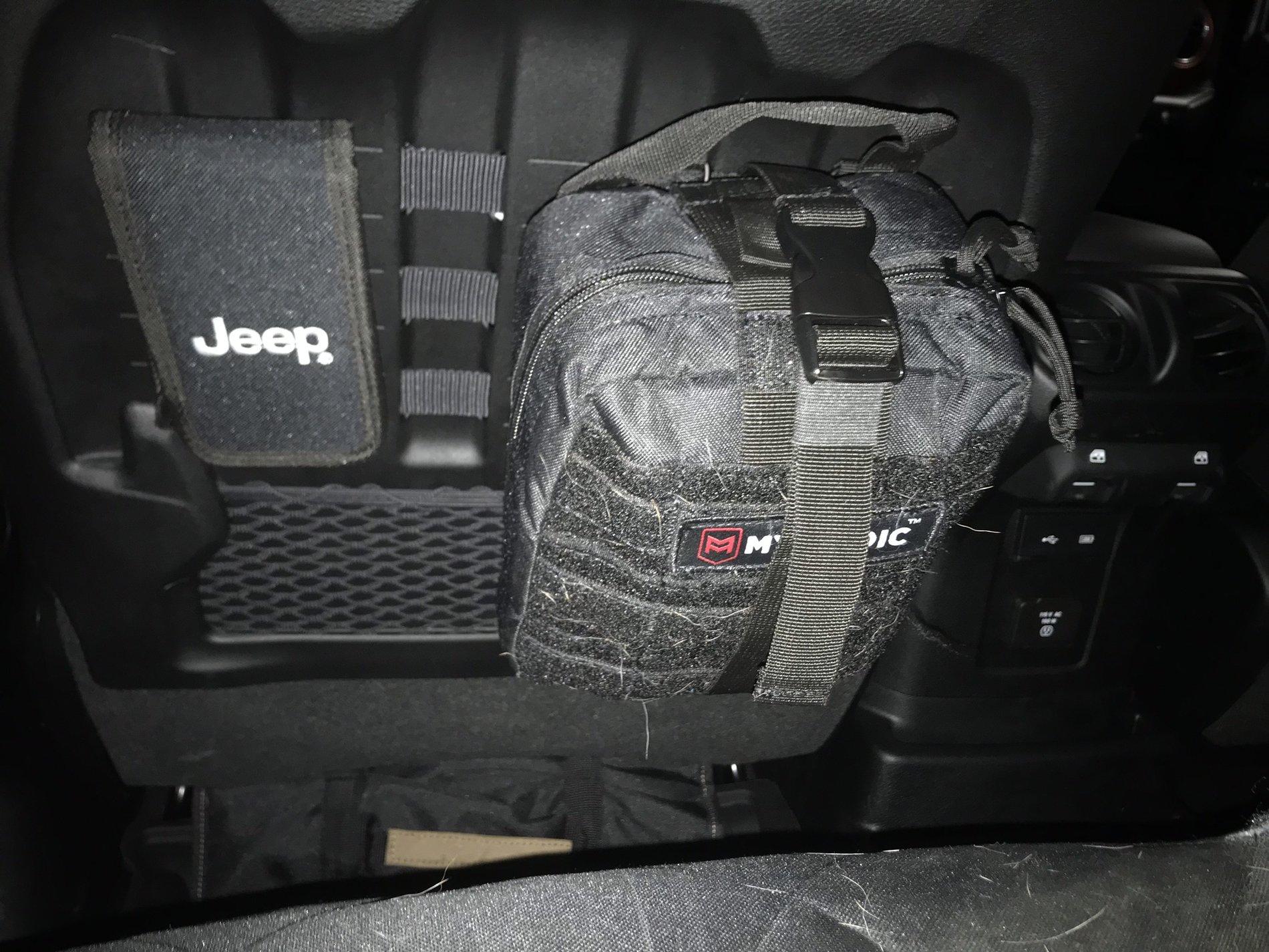 Jeep Wrangler JL Show Me Your MOLLEs 36C52118-FBE3-4F06-BECF-39629928C25F