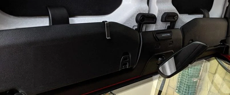 Jeep Wrangler JL Sun visor warning decal removal mod IMG_20190804_172524