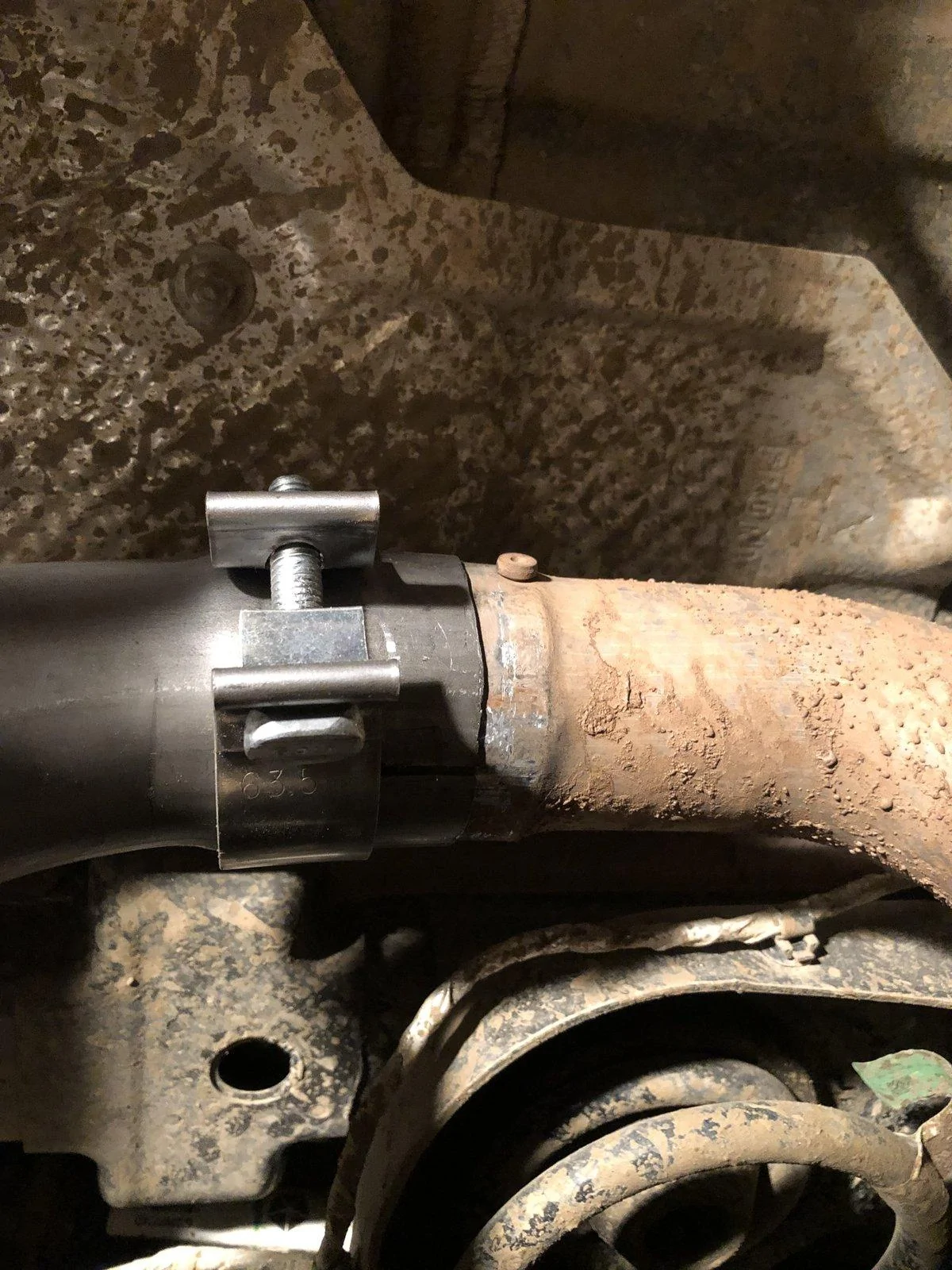 Jeep Wrangler JL Removed Stock Muffler 0ACAC5F5-A79E-4695-881F-ADFD32BE2F6D