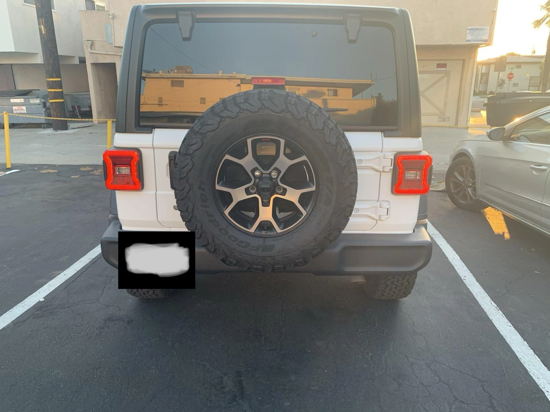 Jeep Wrangler JL Mopar LED taillights. 02EB6230-7956-47E1-B5D6-64680BF51523