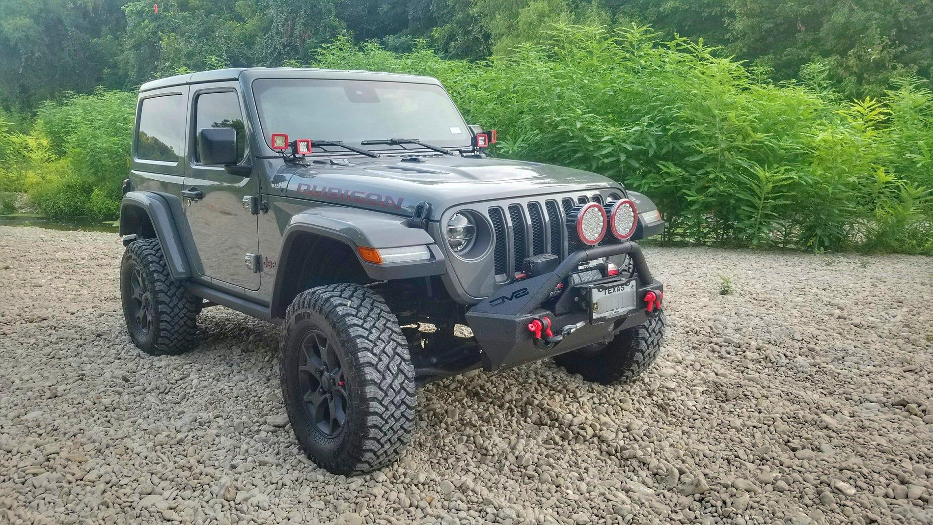Jeep Wrangler JL Stubby Bumper. Let's see them. 1565121730432_adobe-01