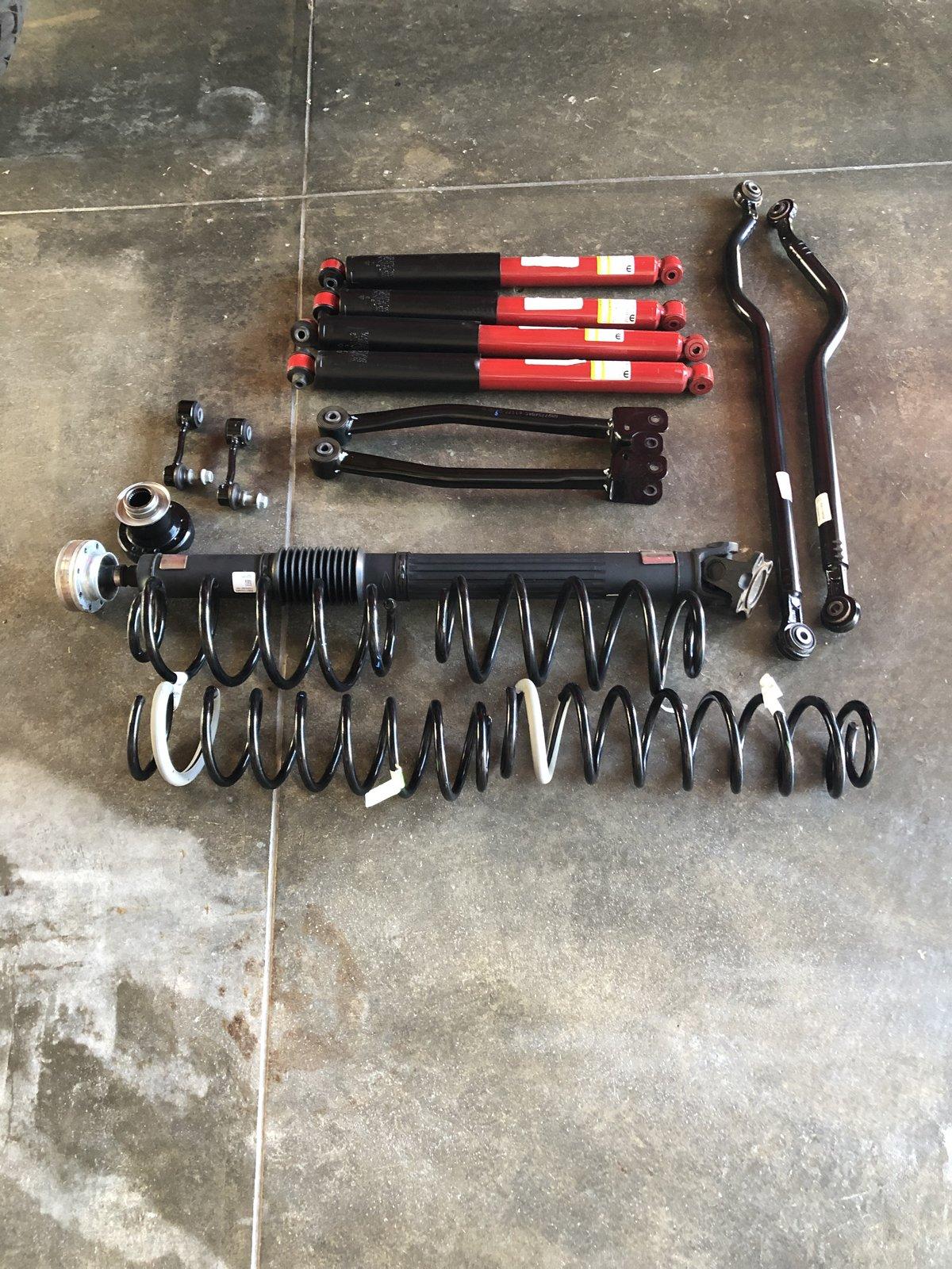 Jeep Wrangler JL Rubicon Suspension take off and driveshaft B4D21E5F-03A2-4145-8202-DEF5BCE88FB3