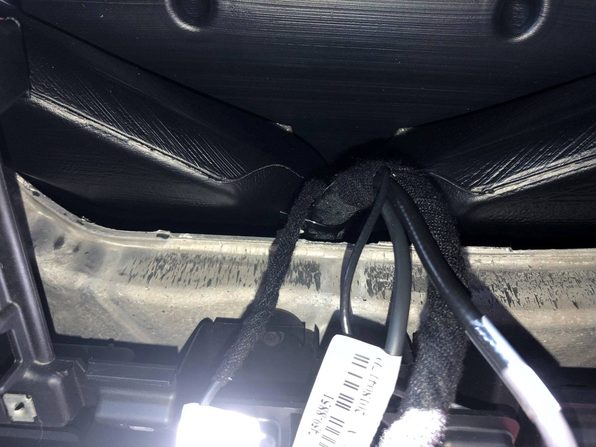 Jeep Wrangler JL Inside Dash Under Dash Organizer 84C24941-9D49-40EC-93D5-72D961733DA9