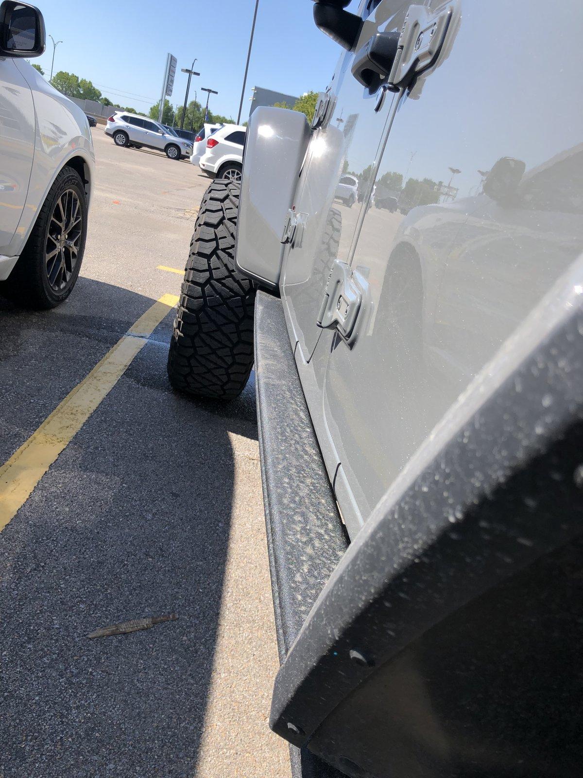 Jeep Wrangler JL Mopar Performance Rock Rails JLU 01E84E0E-1A30-417F-BA0C-84E51E5895A9