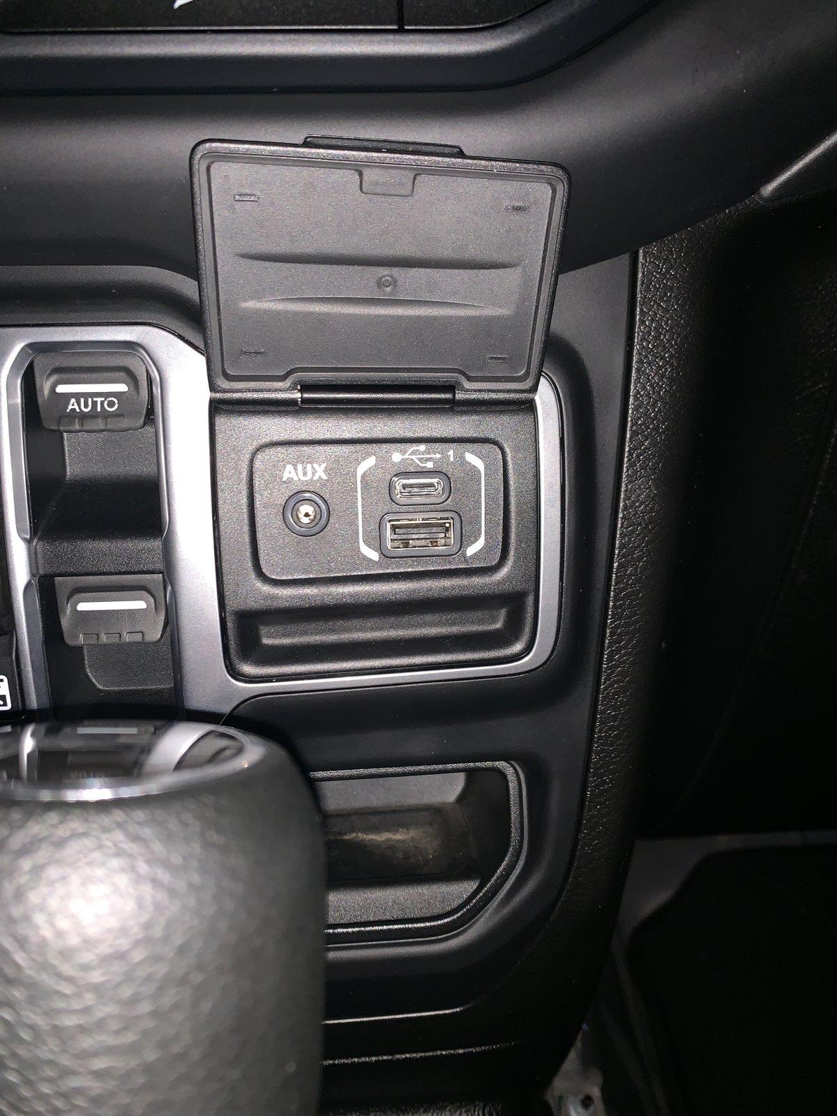 Jeep Wrangler JL USB's Shorted out 4FE29BE4-012C-44E9-A7AF-D944AF2F4742
