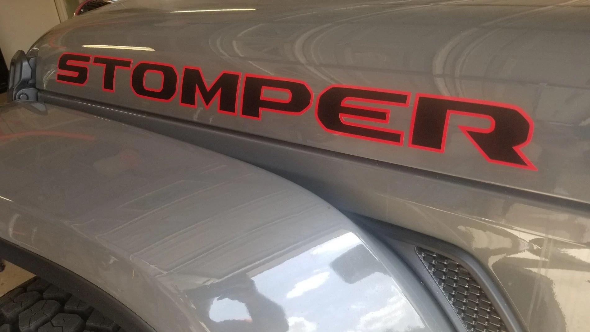 Jeep Wrangler JL PixelDecals - 5 week wait time plus creased decals 20190821_112350