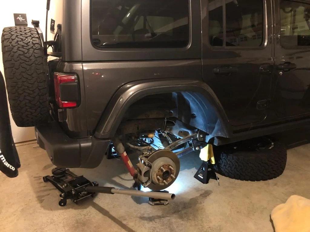 Jeep Wrangler JL Lower control arm line up UNADJUSTEDNONRAW_thumb_19a0