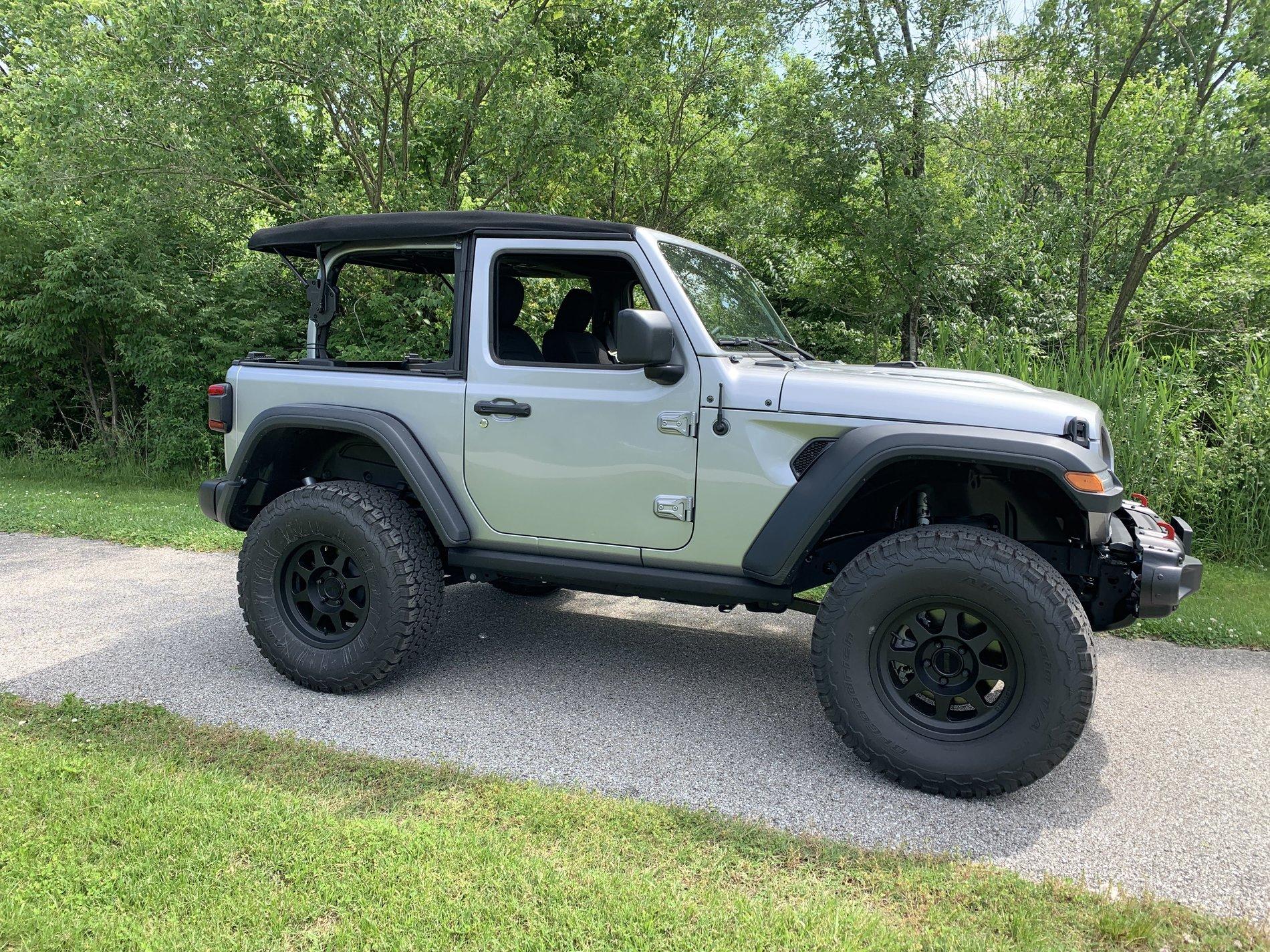 Jeep Wrangler JL JL 2 door pic and mod thread IMG_0106