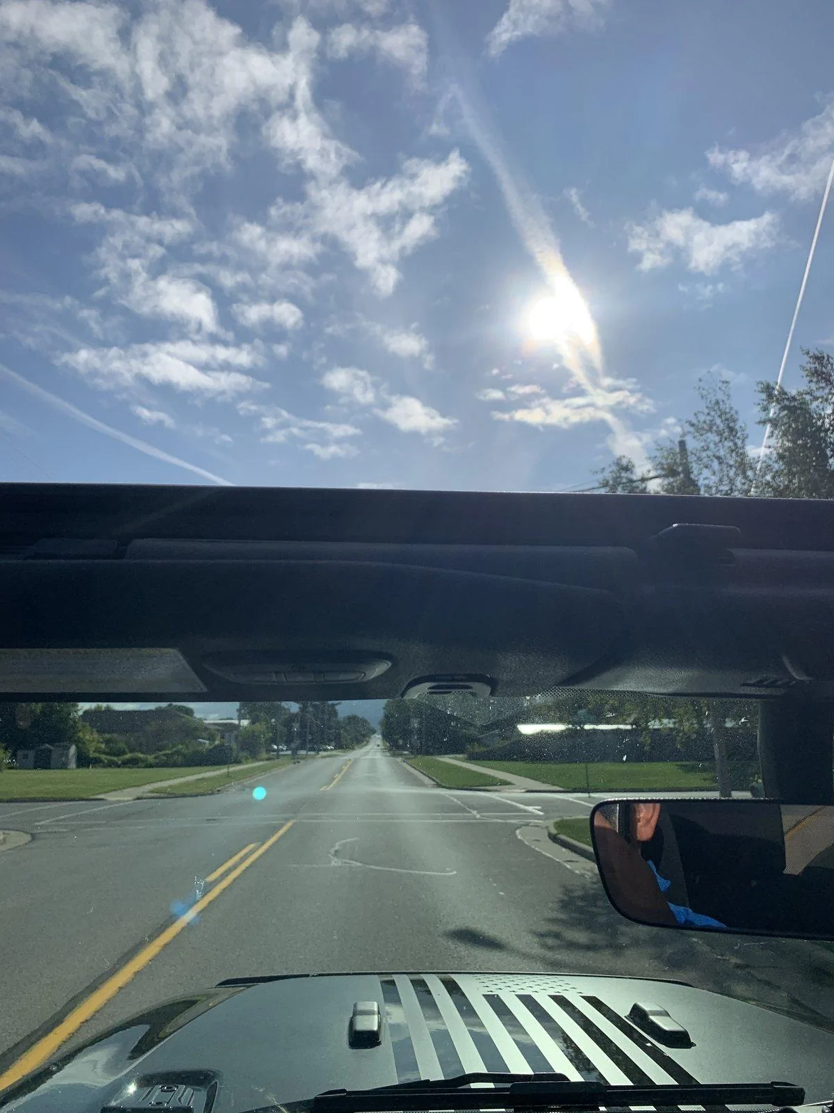 Jeep Wrangler JL Sun Visor - in reverse? upload_2019-8-28_9-17-23