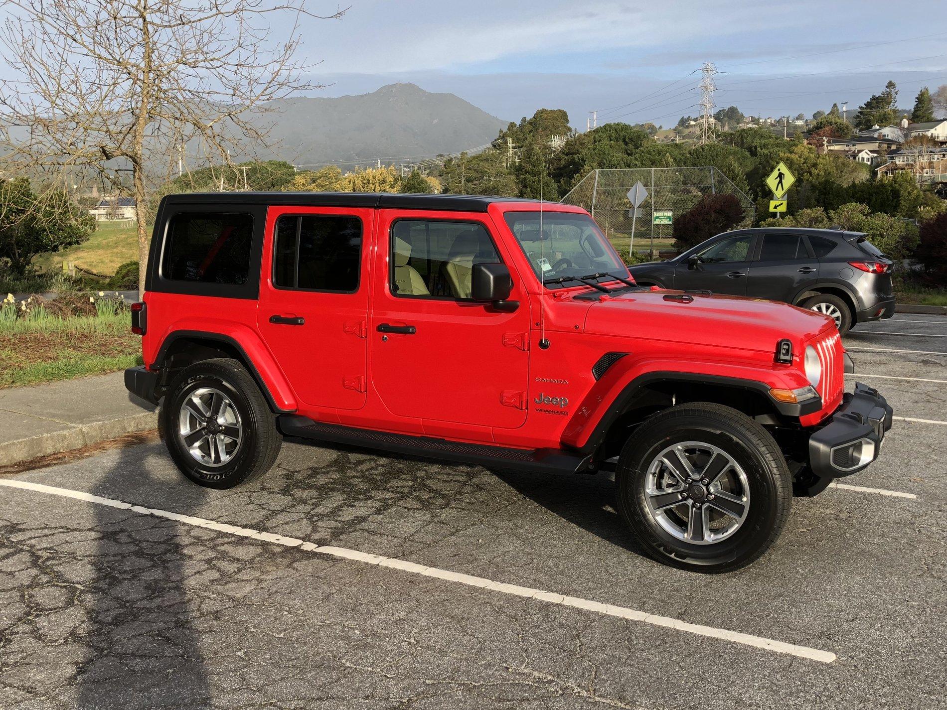 Jeep Wrangler JL Firecracker Red Sahara IMG_0072.JPG