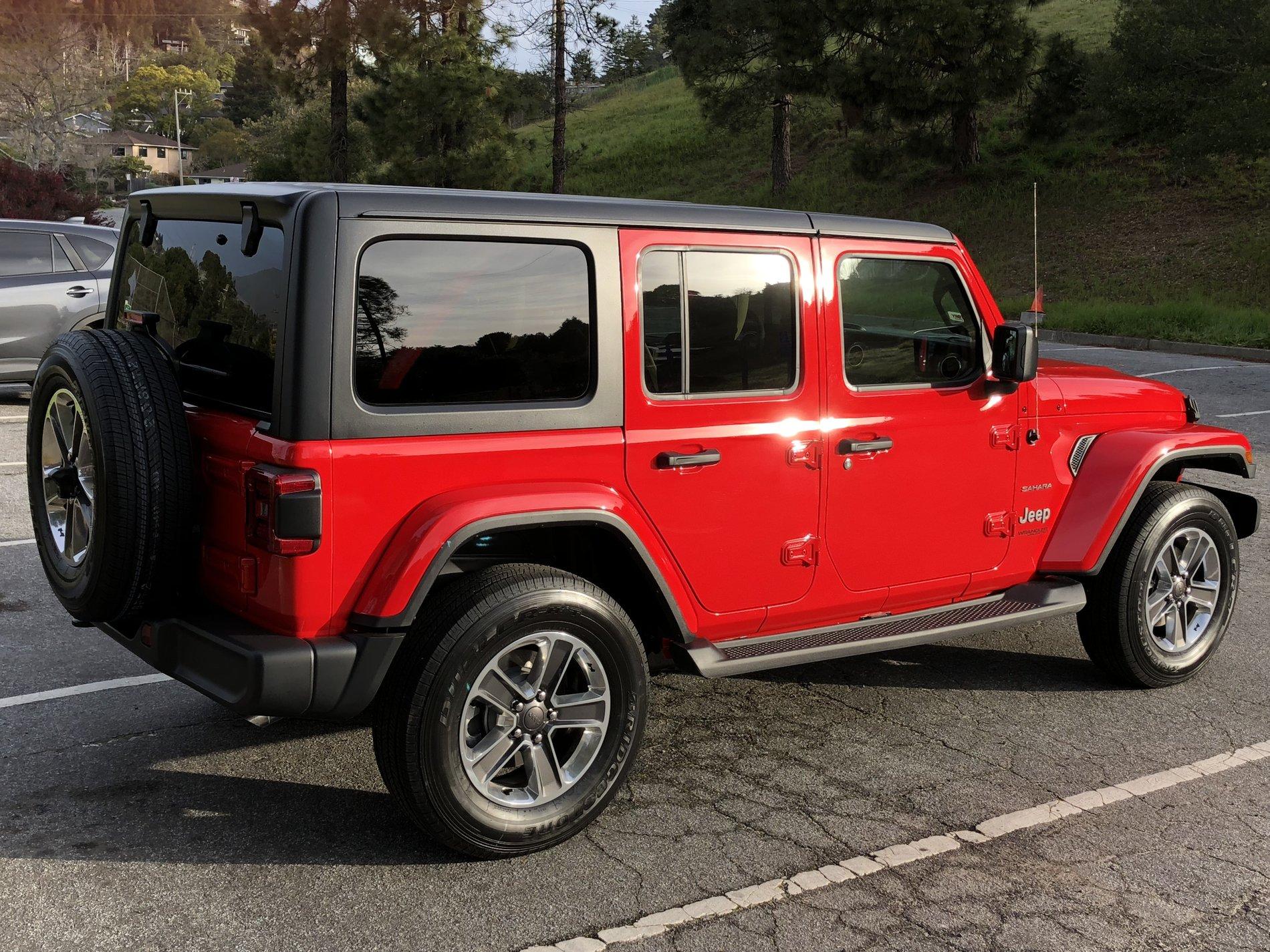 Jeep Wrangler JL Firecracker Red Sahara IMG_0076.JPG