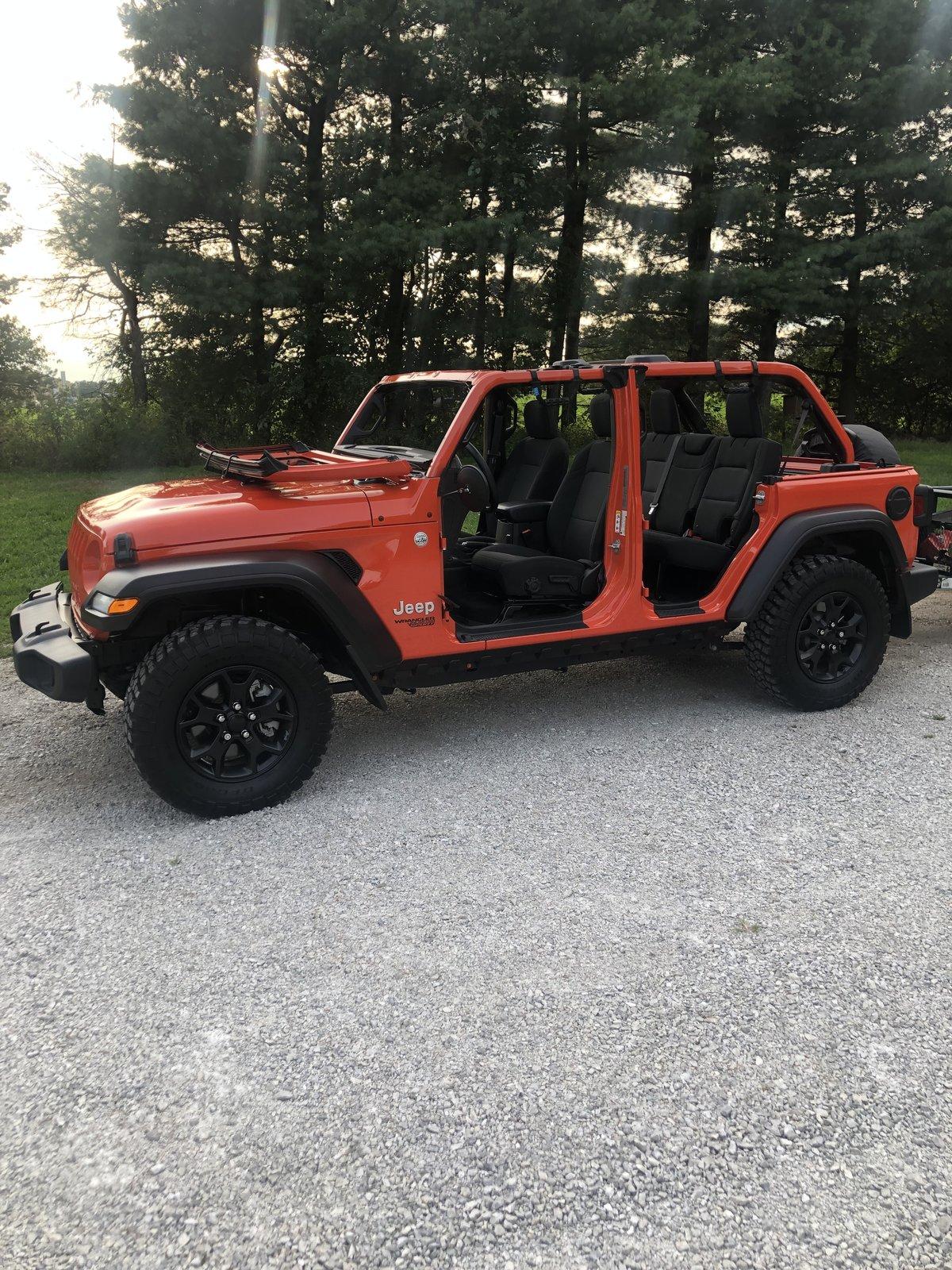 Jeep Wrangler JL Fold That Windshield! D3E8A64E-D9C1-4317-A68E-7356568FFF93