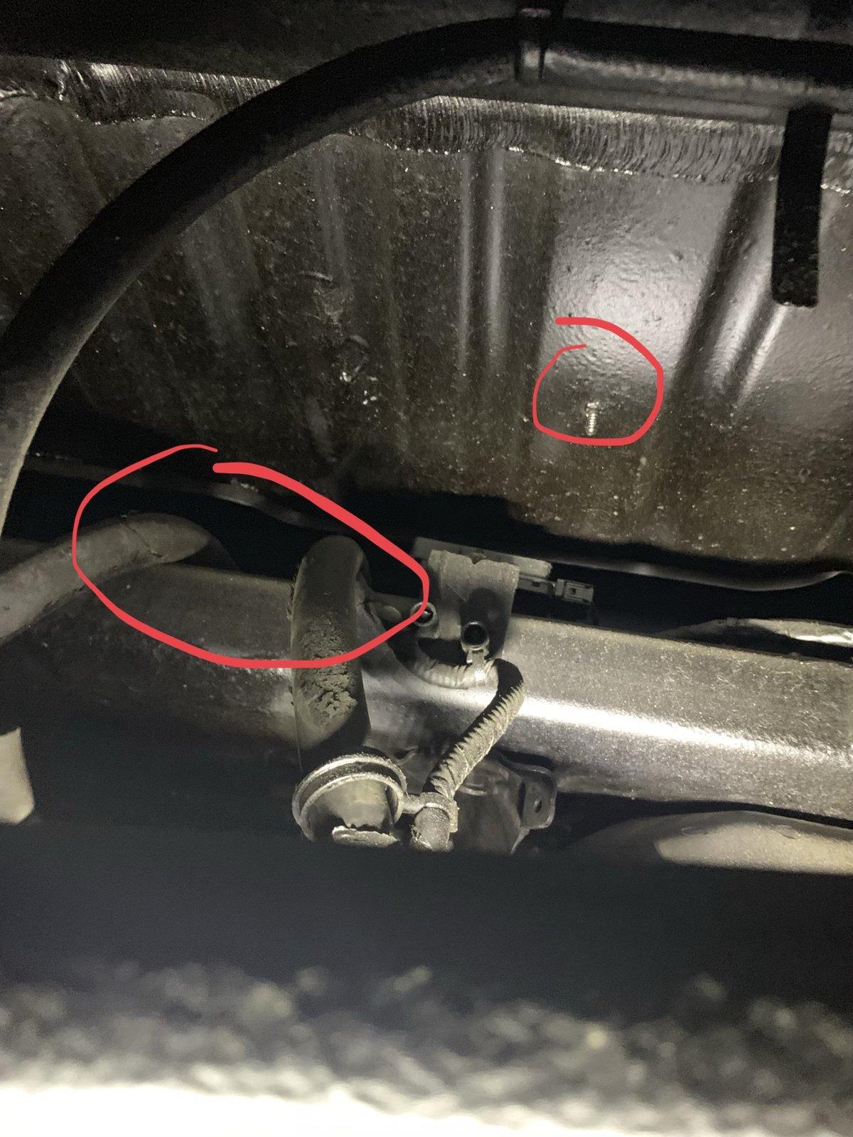 Jeep Wrangler JL Parking brake bracket location 3BE041B1-E69C-4117-A9EA-5477E01BCFAD