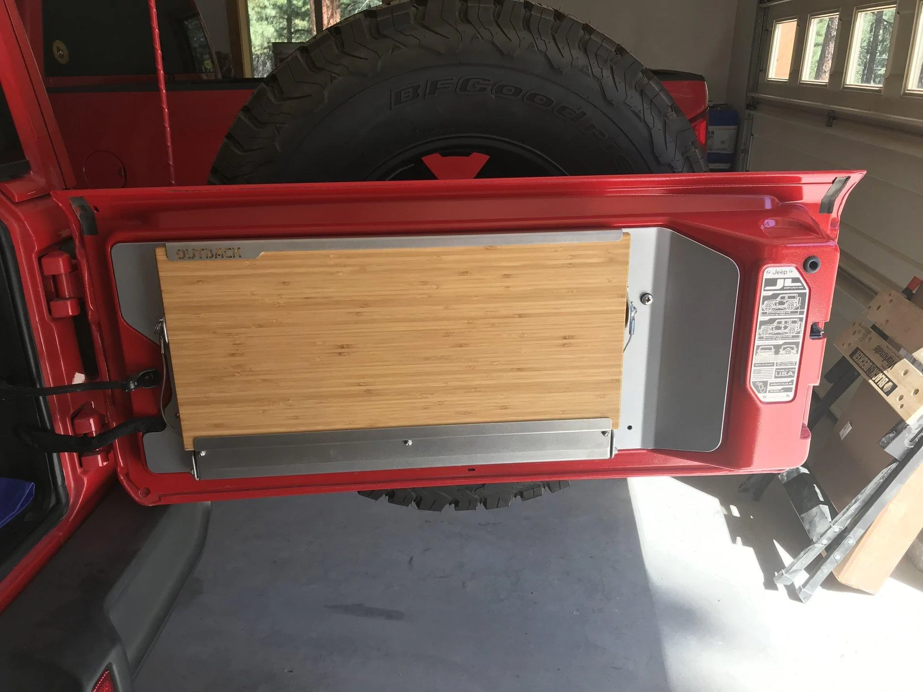 Jeep Wrangler JL What Tailgate Table do you run? CC3BB6D8-6B30-4037-ADF9-DEB5BA941AAF