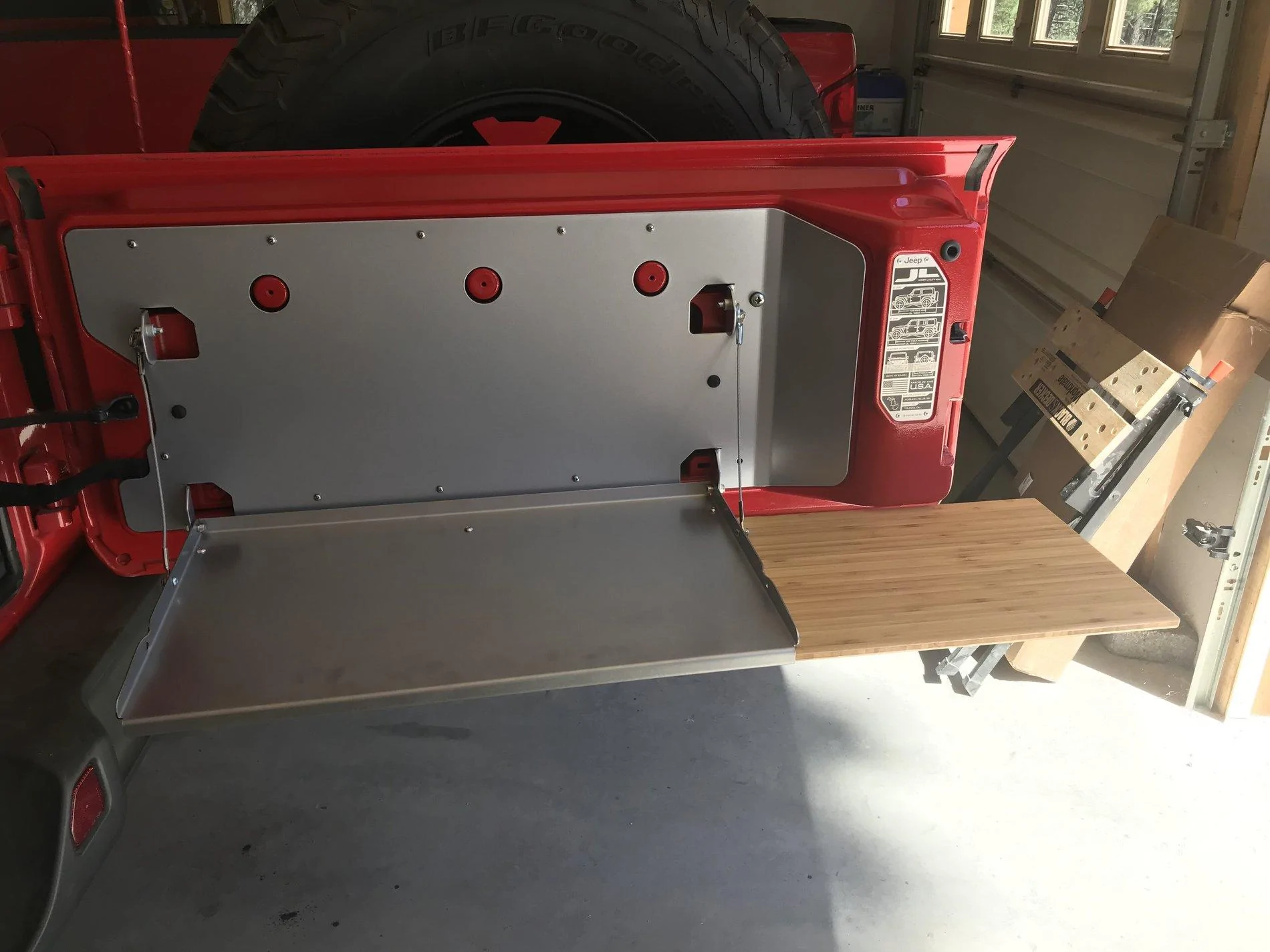 Jeep Wrangler JL What Tailgate Table do you run? 057B795B-901C-4982-A931-12340BC2A59B