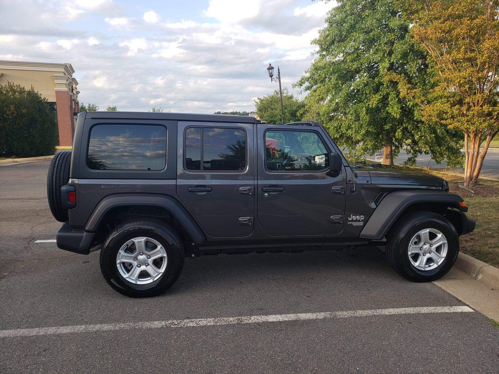 Jeep Wrangler JL Introductions & Welcome Thread 👋 28D967CD-3A80-41C4-8F5E-B75851B8C164