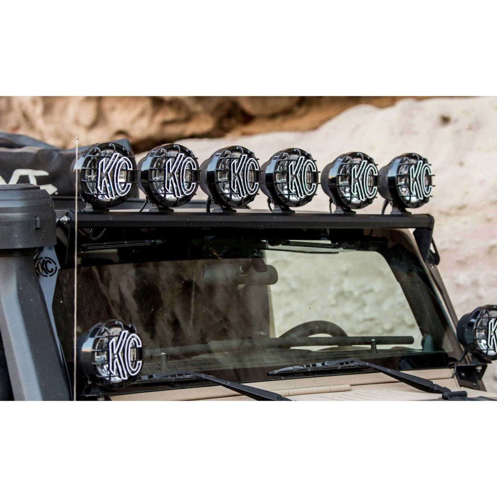 Jeep Wrangler JL Overhead light mount 96C6AC0C-3A7B-44AE-8EA7-A7C9E72E646E