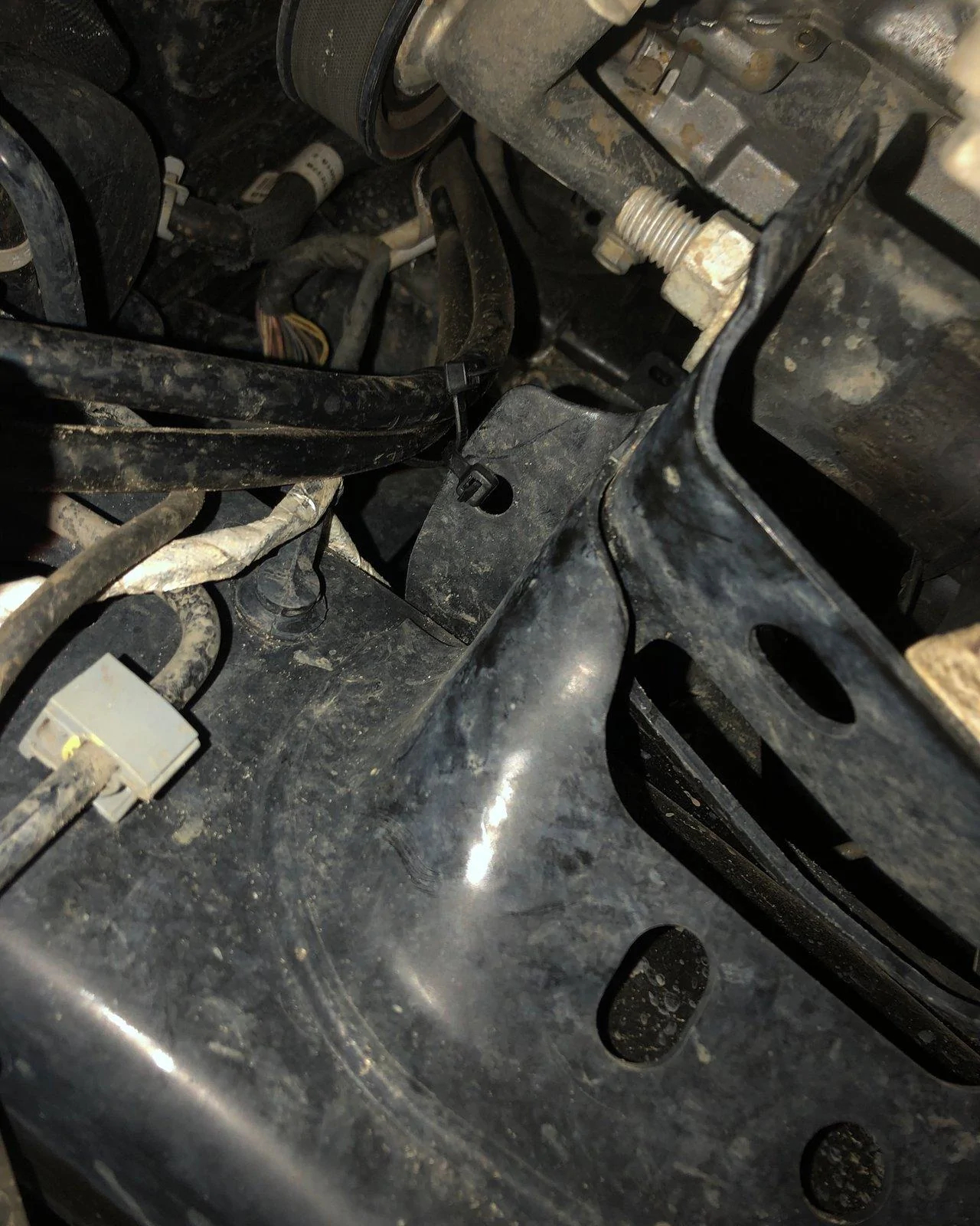 Jeep Wrangler JL Winch install question 1423CC04-41B8-4C03-8491-813AAE74E0DE