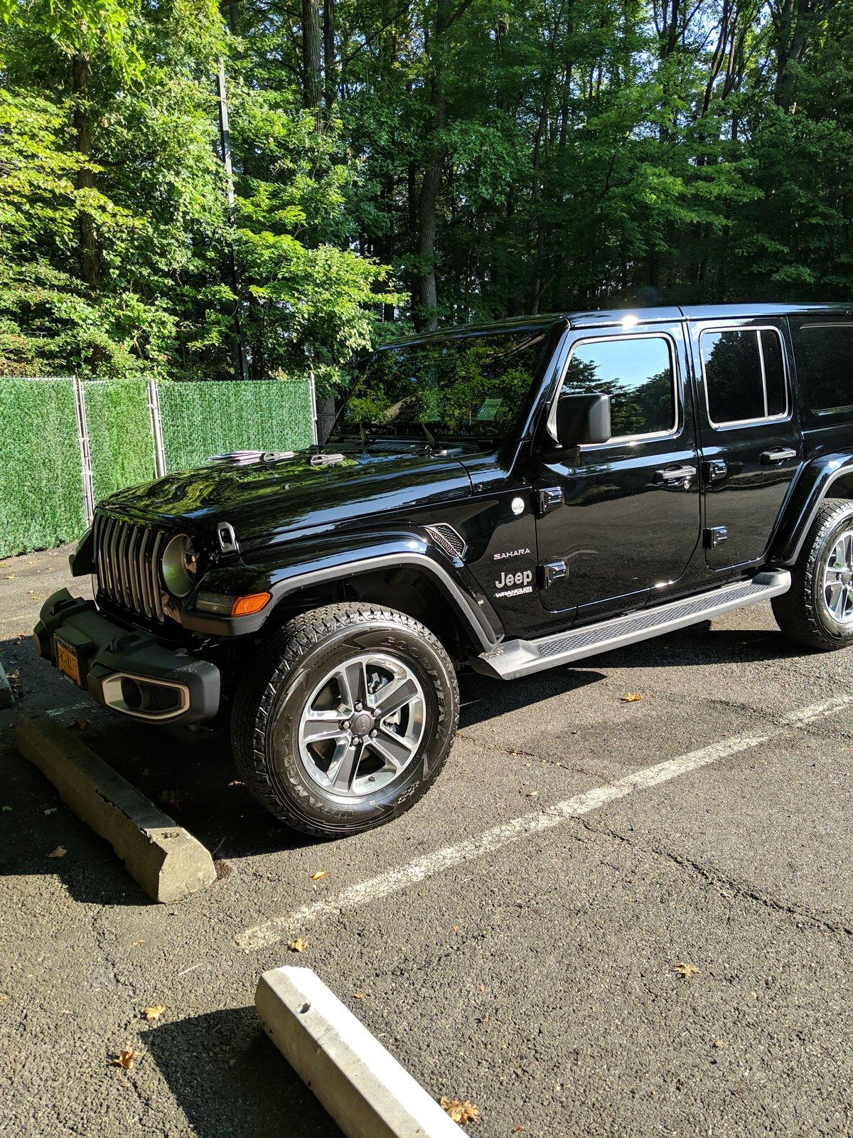 Jeep Wrangler JL Just got her. 15682934864573967948360310670344
