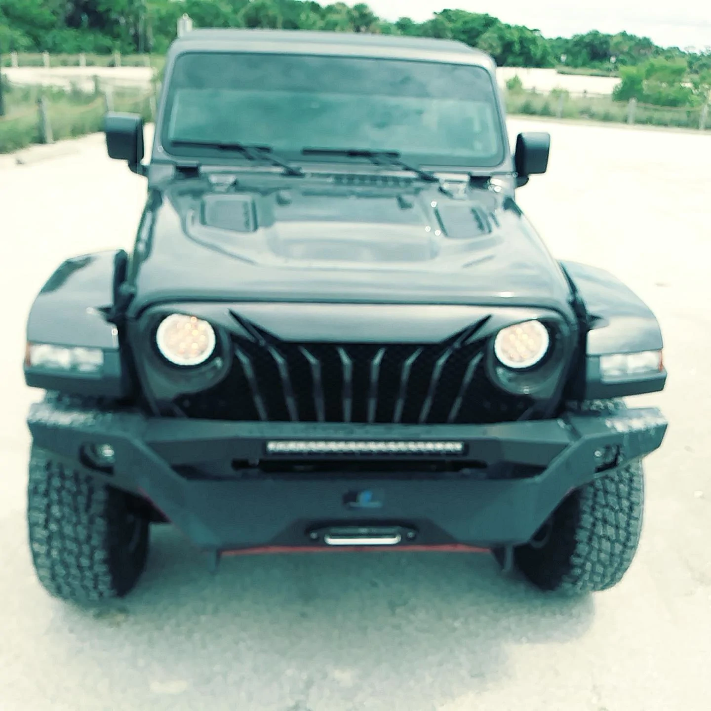 Jeep Wrangler JL Hellion Message_1565885623767