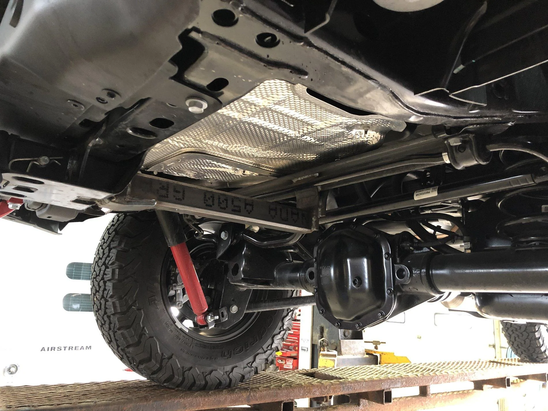 Jeep Wrangler JL JLU pulling a travel trailer? No problem! Rubicon Hitch 3
