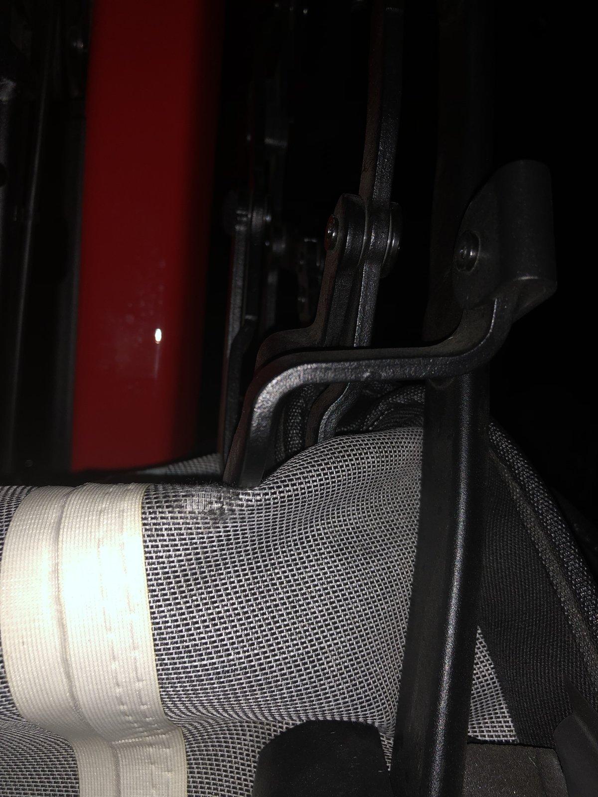 Jeep Wrangler JL Premium soft top wear -Potential Problem 408FE7D6-1716-4698-841A-4A72AA0EAC41