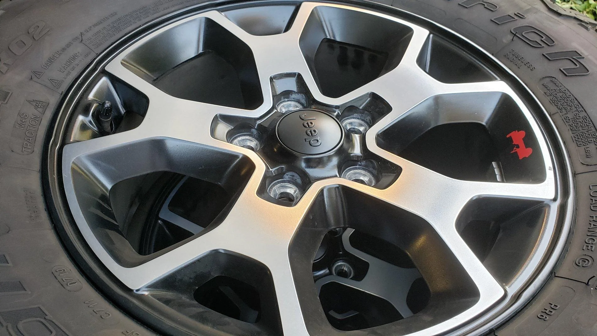 Jeep Wrangler JL 5 Rubicon wheels 20190912_180756