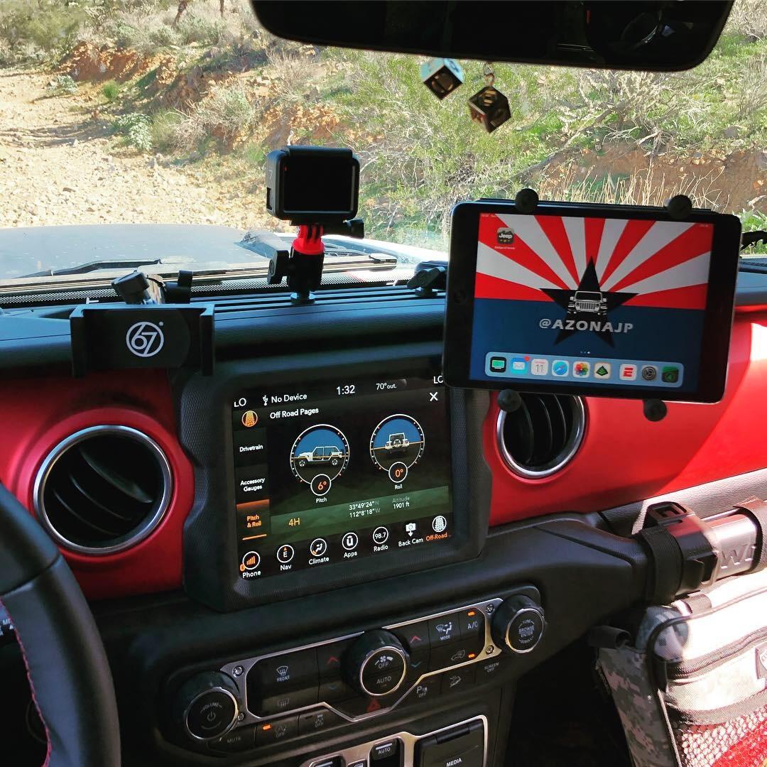 Jeep Wrangler JL Anyone else have a mascot? setup1