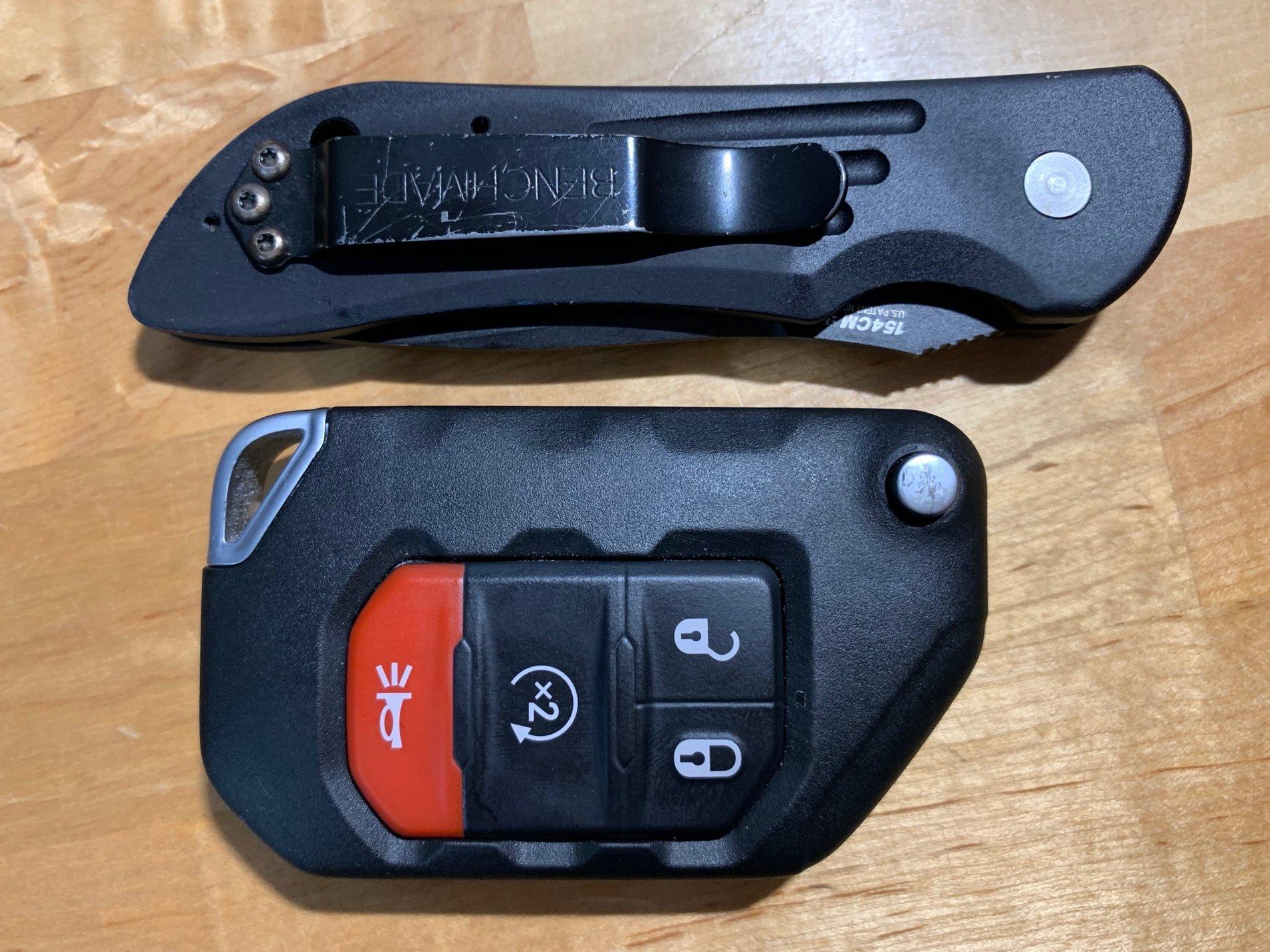 Jeep Wrangler JL Fob Pocket Clip IMG_1045