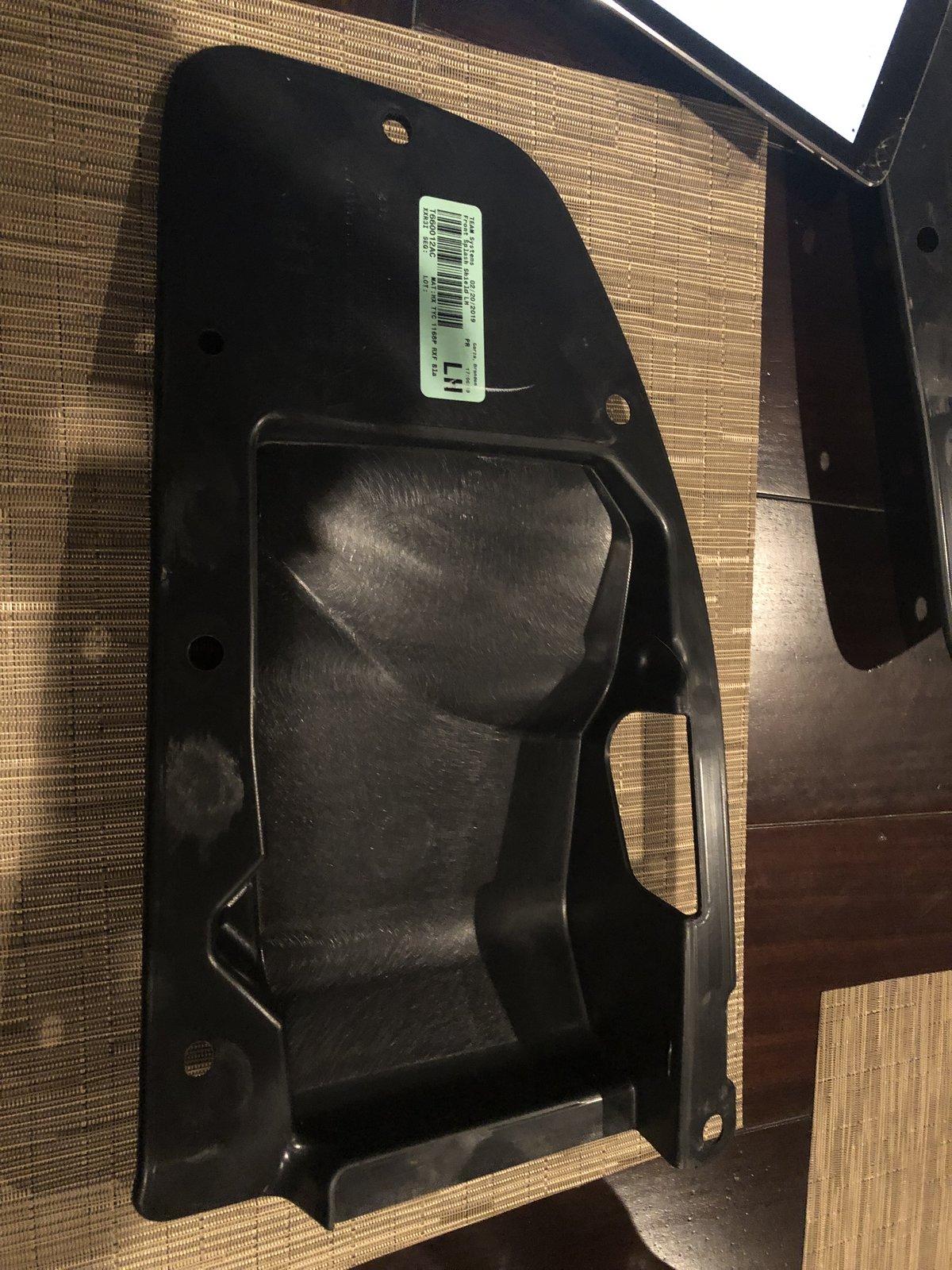 Jeep Wrangler JL Plastic front bumper splash guards FREE F87D6876-2A6F-40BF-9B64-64C670D35526