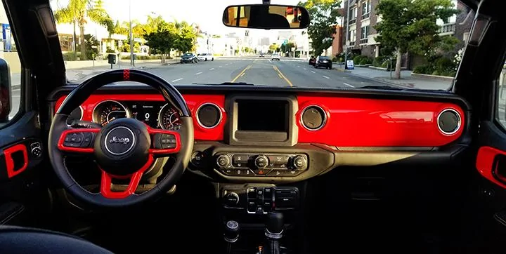 Jeep Wrangler JL Bold JL Firecracker Red Interior JL-Firecracker-red-interior-trim