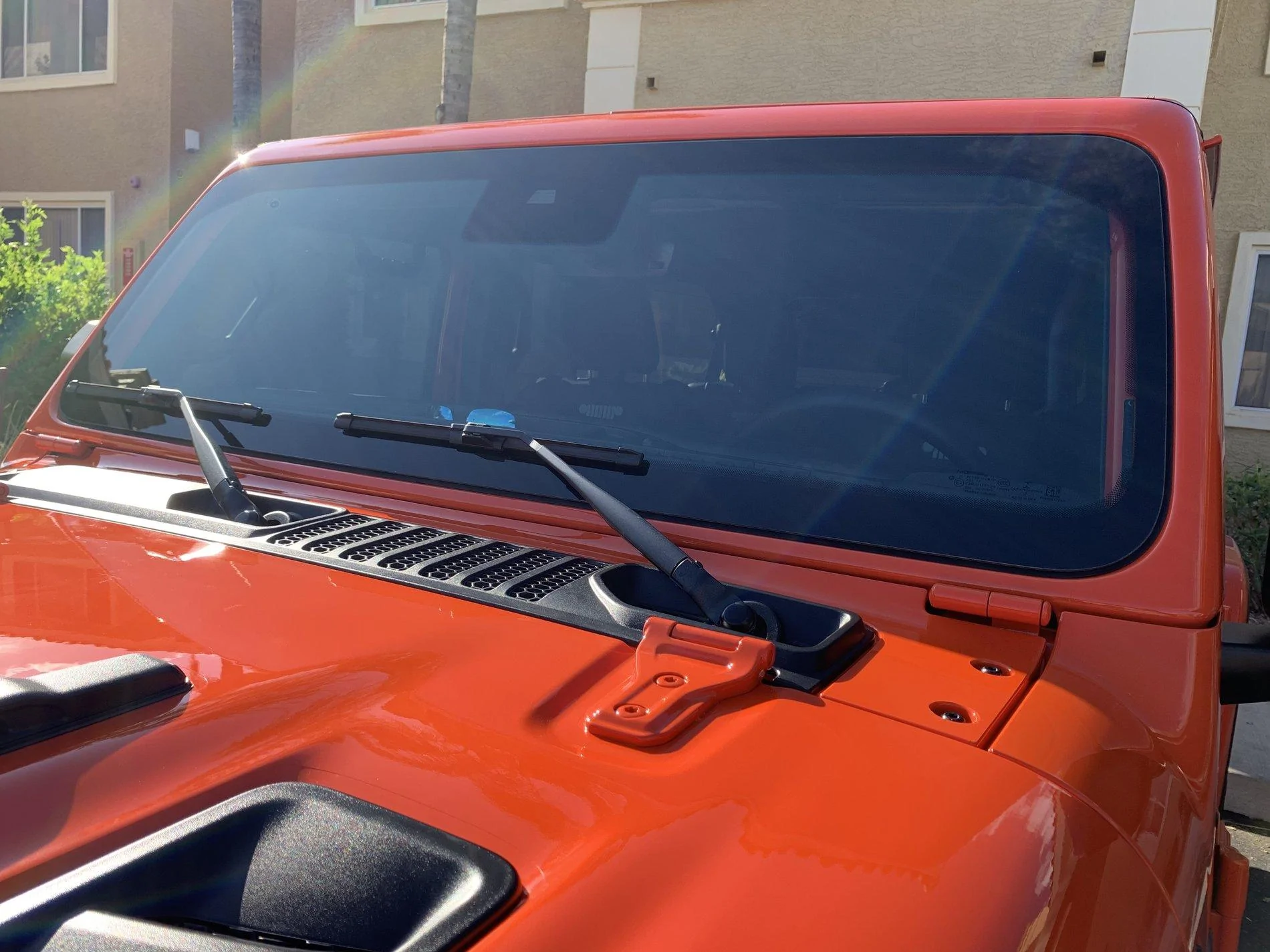 Jeep Wrangler JL Fastest time to crack front windshield? E470BB76-2E92-4AE2-B515-352DD88223B6