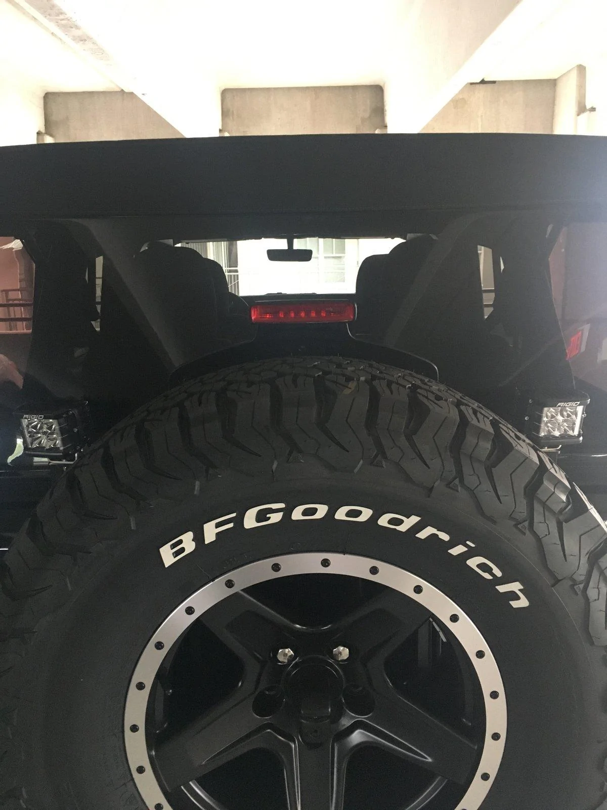 Jeep Wrangler JL ZROADZ Spare Tire LED Bracket 22748CC1-8A44-4ABB-8A81-AF1B4432853A