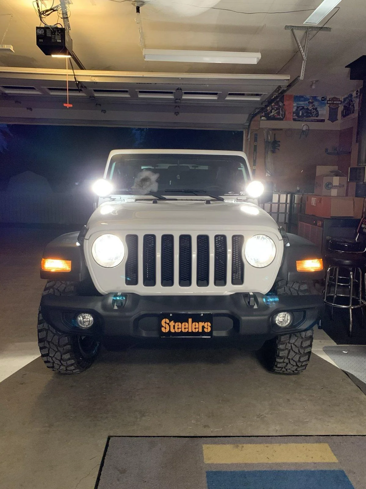 Jeep Wrangler JL Added KC slimlites today 2E67A079-9530-4A3C-9082-17E677C19B3C