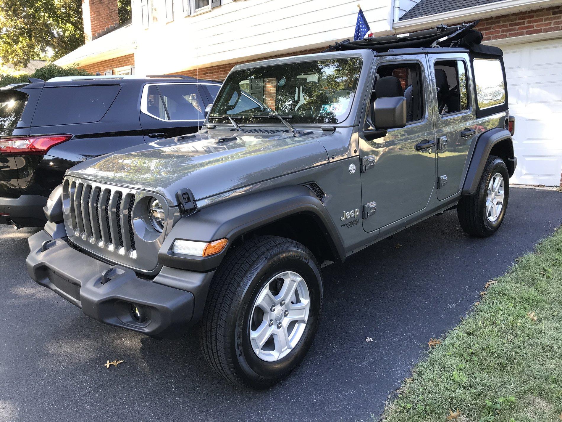 Jeep Wrangler JL Sting Grey opinions? IMG_1579.JPG