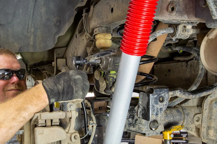 Jeep Wrangler JL 2" Rancho Lift Kit How-To install-rancho-extended-sway-bar-links-jl