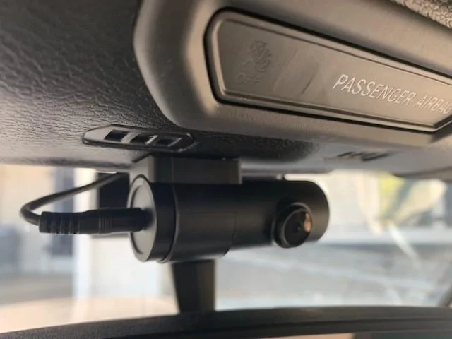 Jeep Wrangler JL Attach dash cam to plastic above mirror DCAM - REAR
