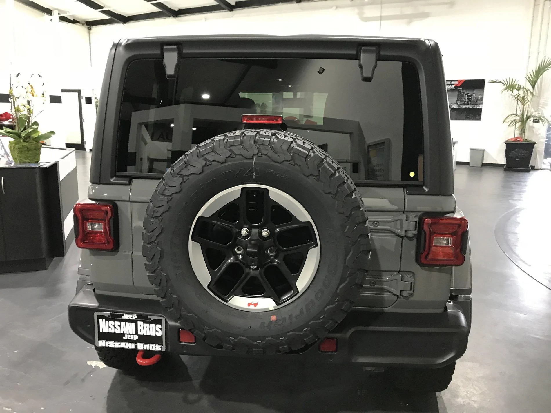 Jeep Wrangler JL STING GRAY Wrangler JL Club 49732897-AEBC-4CD5-89CC-00B6012077D6
