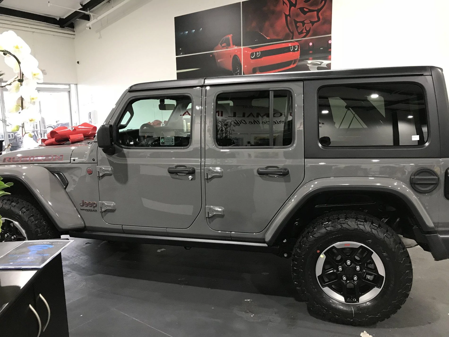 Jeep Wrangler JL STING GRAY Wrangler JL Club 74F1B60D-9E70-424A-88F8-6AB74E1B6338