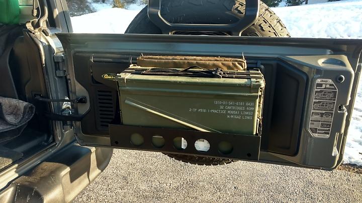 Jeep Wrangler JL DIY Ammo Can Taillgate Storage. IMG_20190309_165722270_HDR_resized